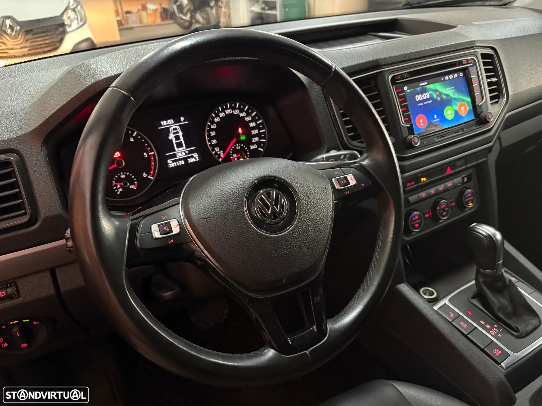 VW Amarok 3.0 TDI 4MOTION Auto Highline - 6
