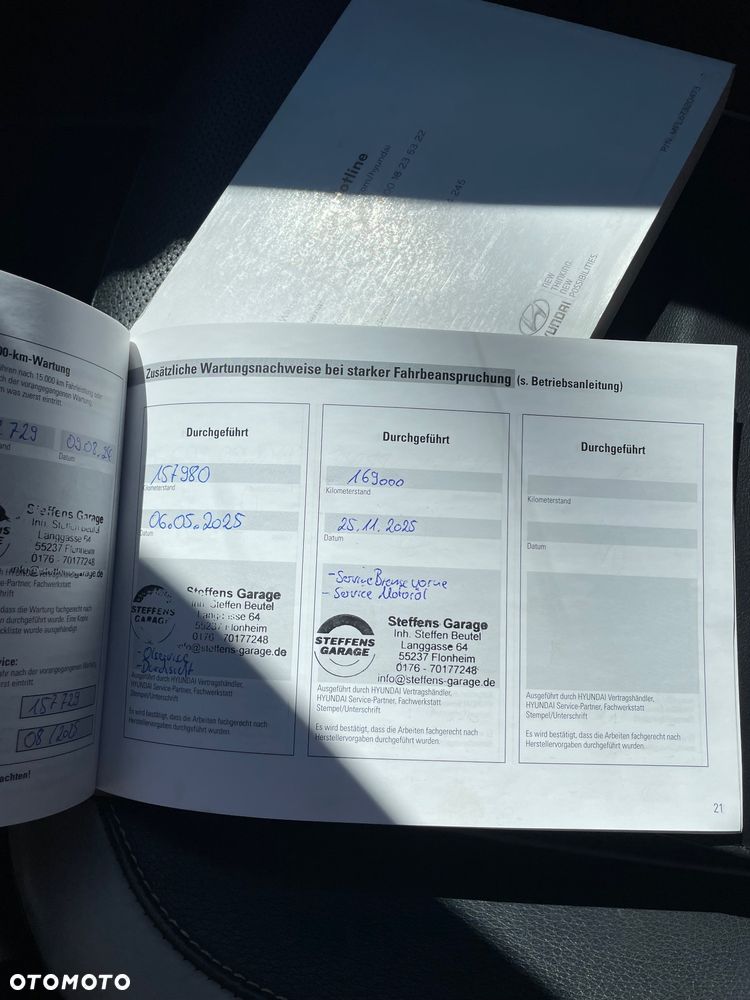 Hyundai Veloster 1.6 Turbo Style - 27