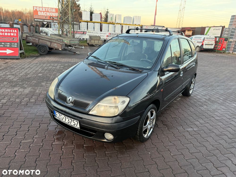 Renault Megane 1.6 Privilege - 1