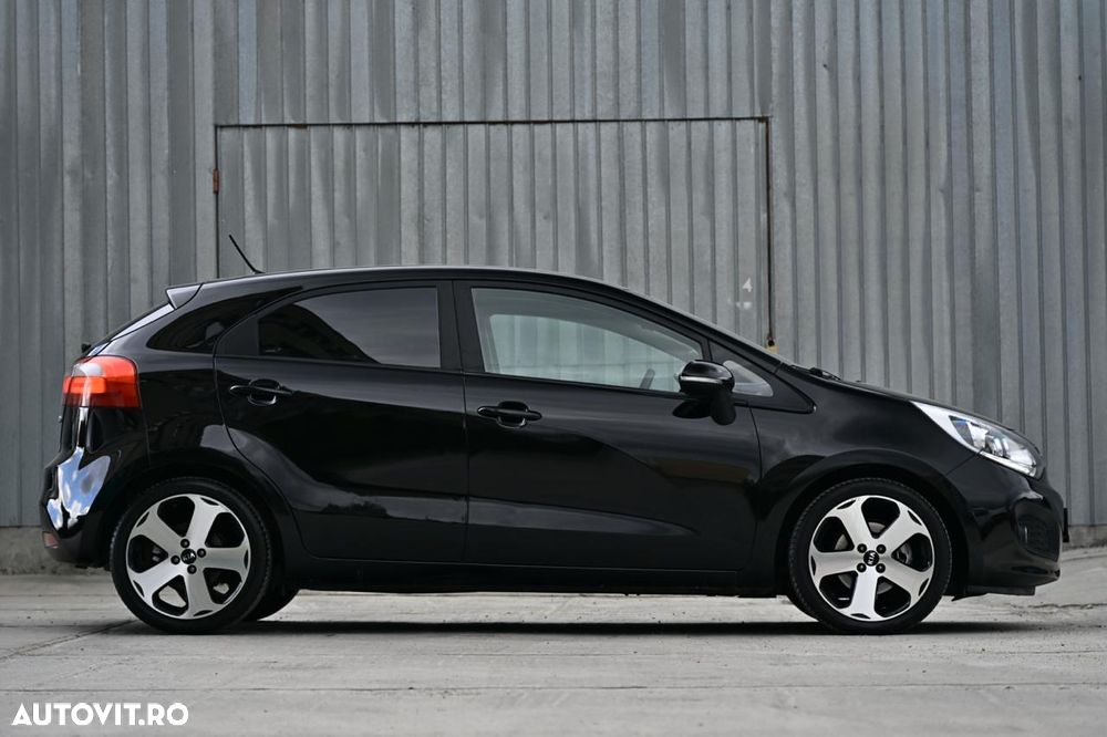 Kia Rio 1.1 CRDI Spirit - 8