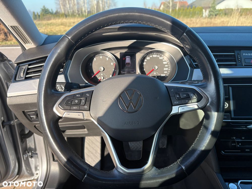 Volkswagen Passat 1.5 TSI EVO Business DSG - 12
