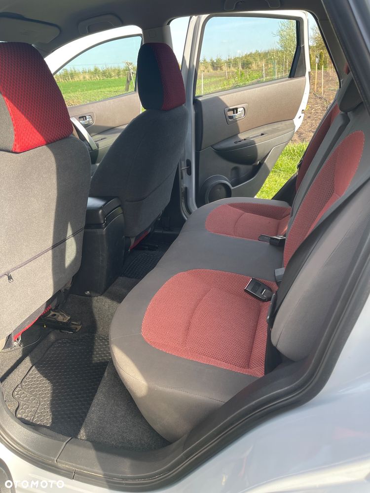 Nissan Qashqai 2.0 dCi 4 x 4 DPF tekna - 9