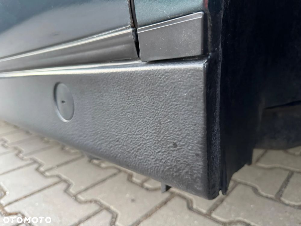 BMW Seria 7 750i - 37