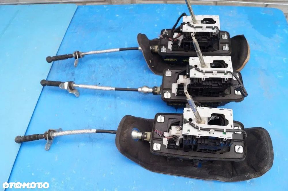 Lewarek mechanizm linka biegów Audi A4 B8 A5 8K1713041T - 2