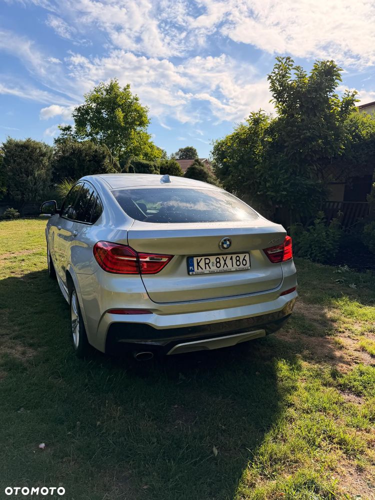 BMW X4 xDrive20d - 9