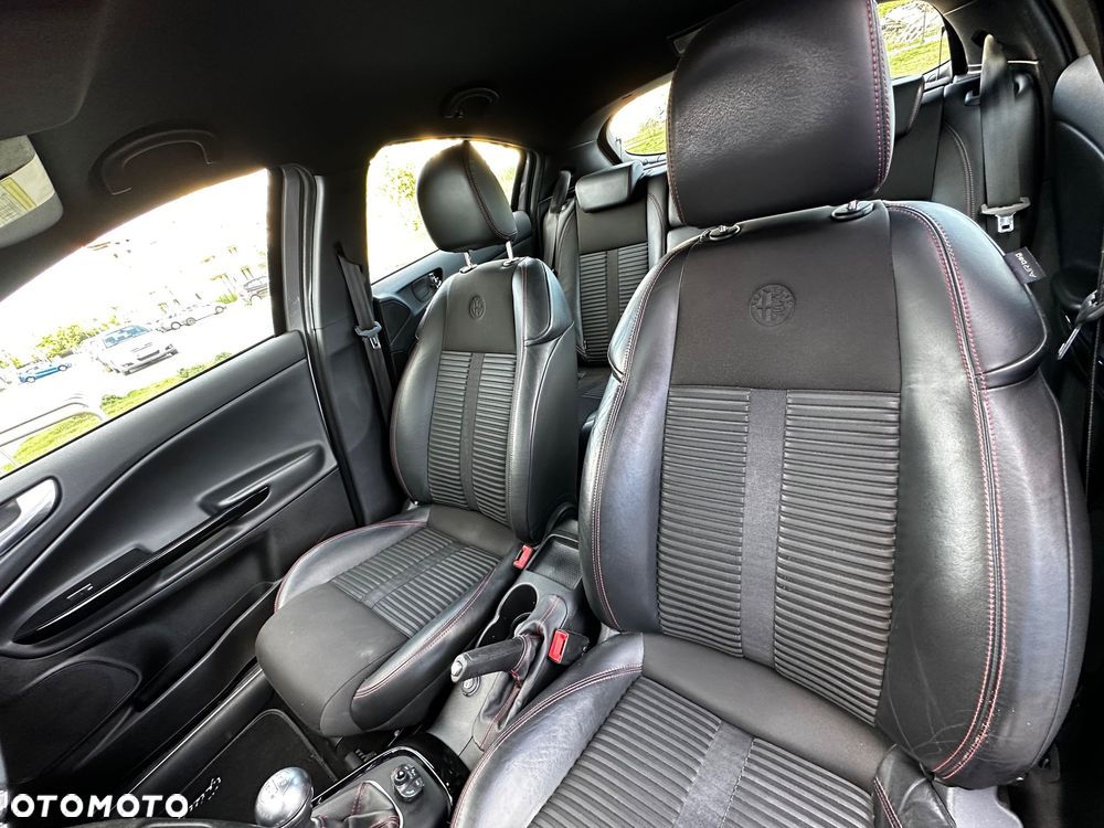 Alfa Romeo Giulietta 1.4 TB 16V Sport - 26