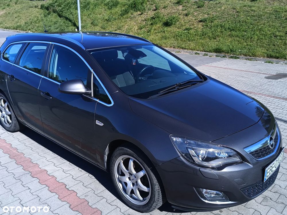 Opel Astra 1.4 T Cosmo - 18