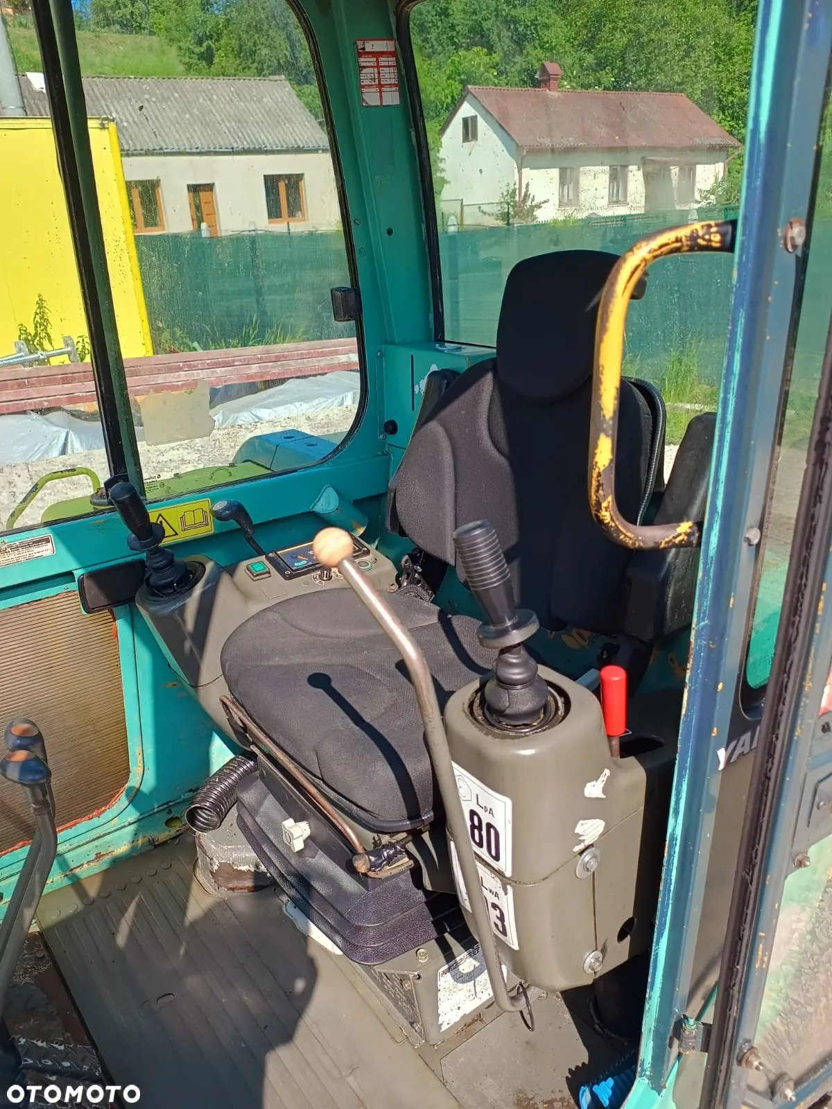 Yanmar B50V - 3