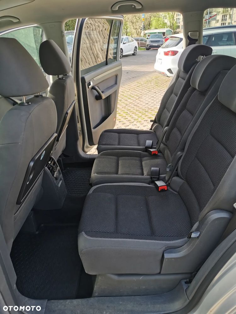 Volkswagen Touran 1.4 TSI United - 18