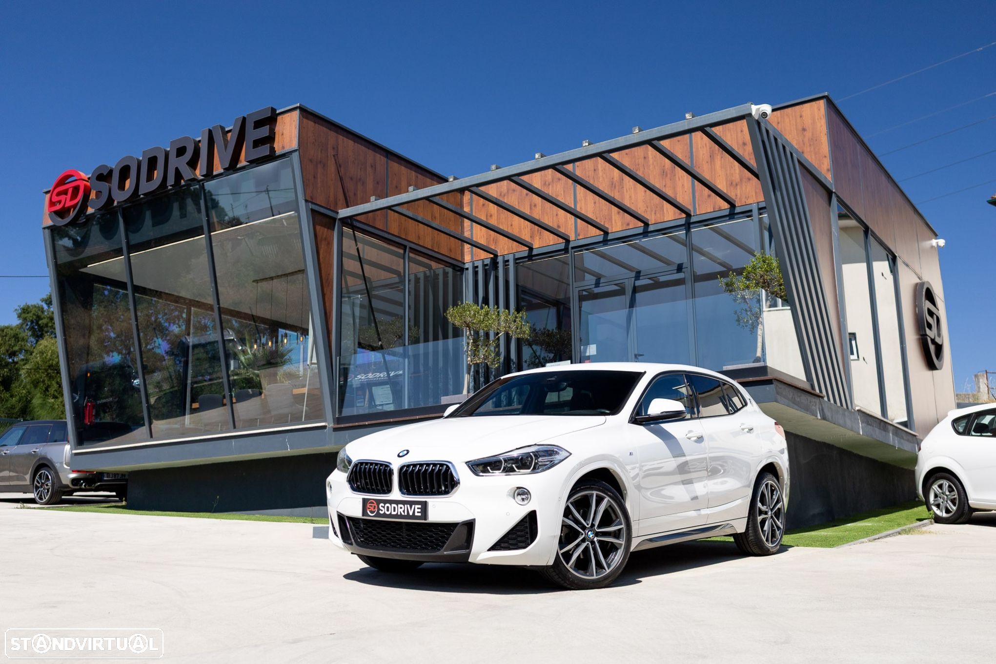BMW X2 16 d sDrive Auto Pack M - 1