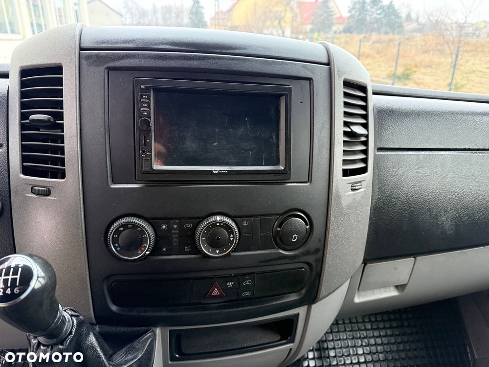 Volkswagen Crafter - 15