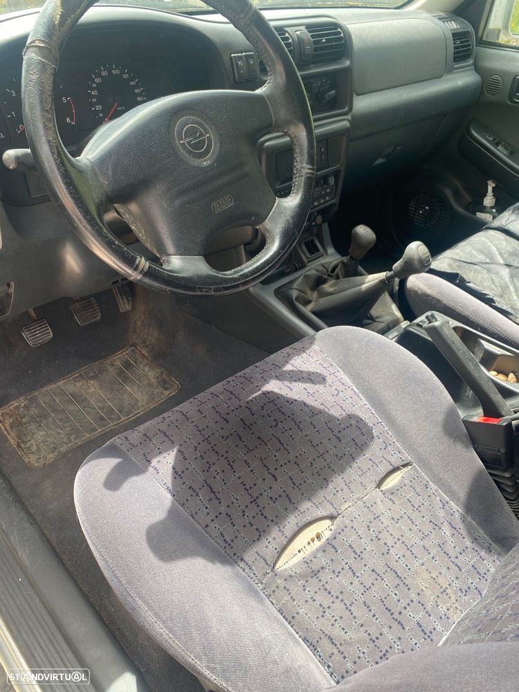 Opel Frontera 2.2 DTi Sport - 20