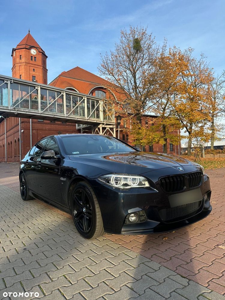 BMW Seria 5 530d xDrive - 16