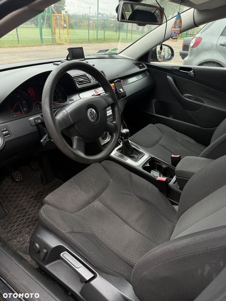 Volkswagen Passat 1.9 TDI Comfortline - 3