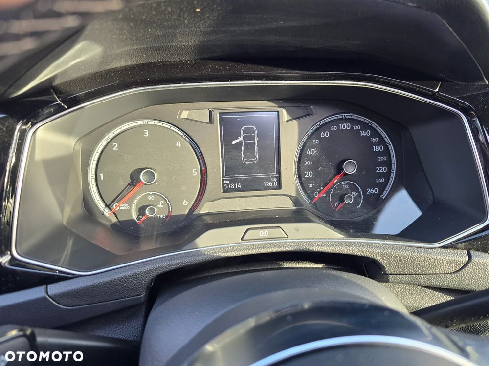 Volkswagen T-Roc 1.6 TDI SCR UNITED - 18