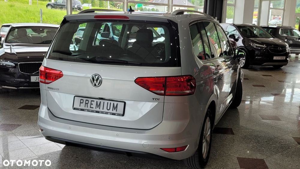 Volkswagen Touran - 7