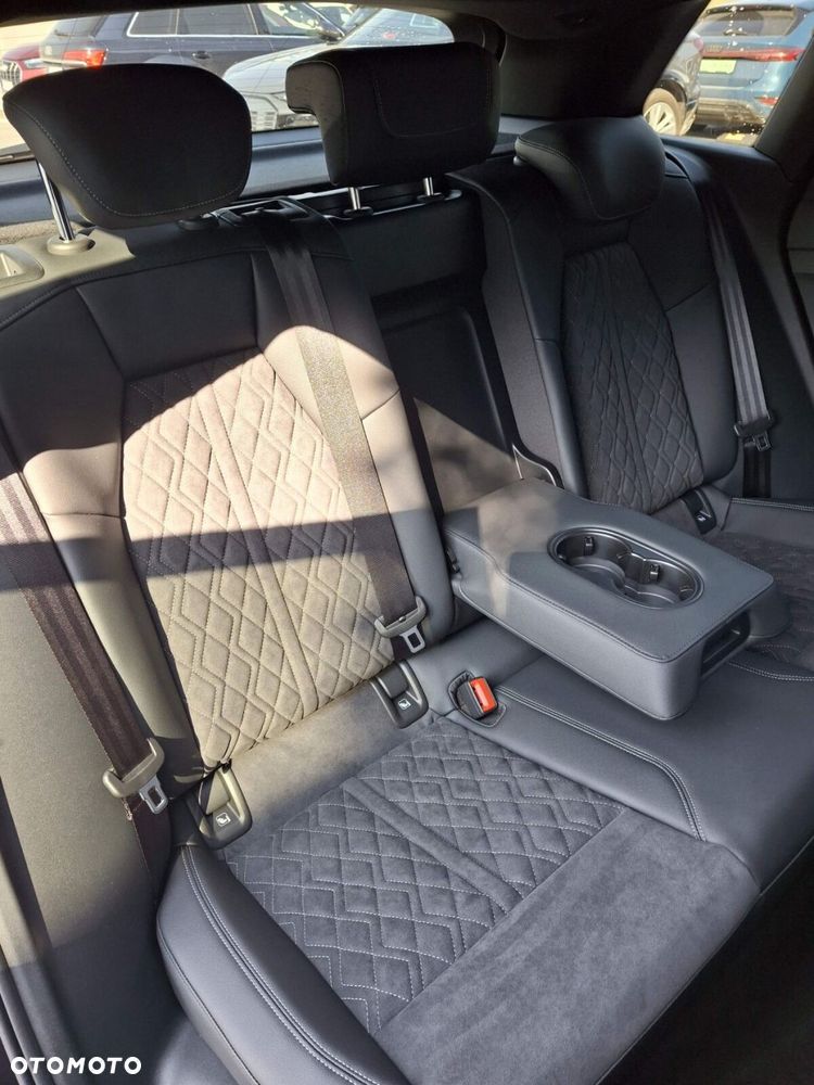 Audi Q4 e-tron - 19