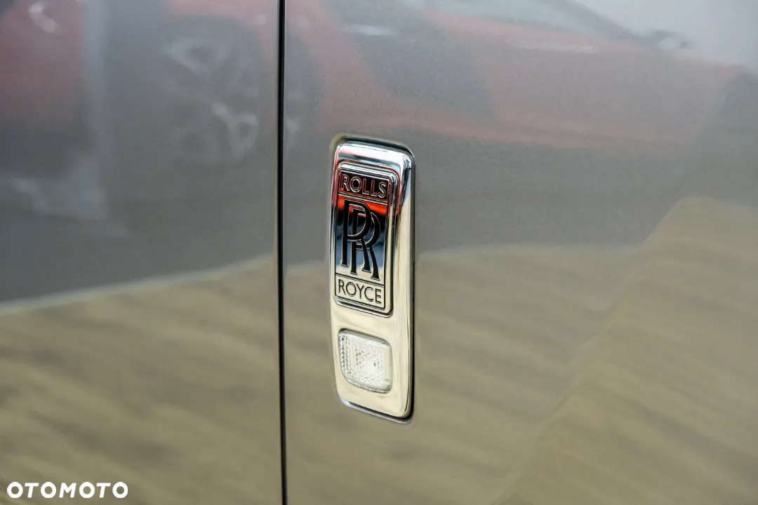 Rolls-Royce Ghost - 36