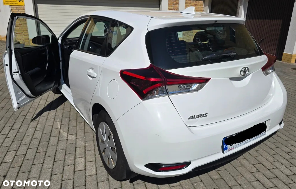 Toyota Auris 1.33 VVT-i Active - 2
