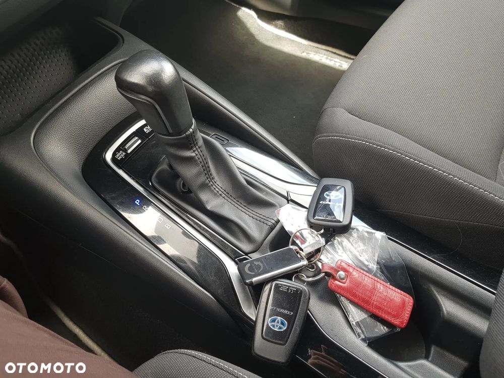 Toyota Corolla 1.8 Hybrid Comfort - 20