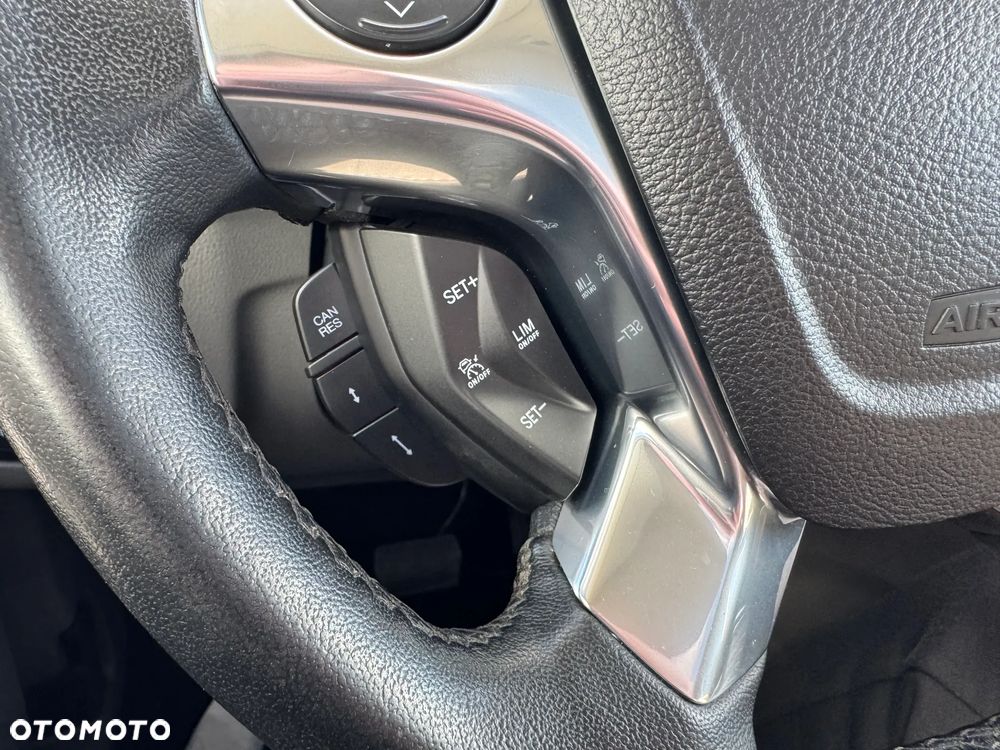 Ford Tourneo Connect Grand - 31