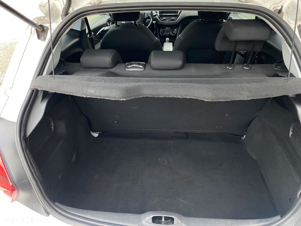 Peugeot 208 - 10