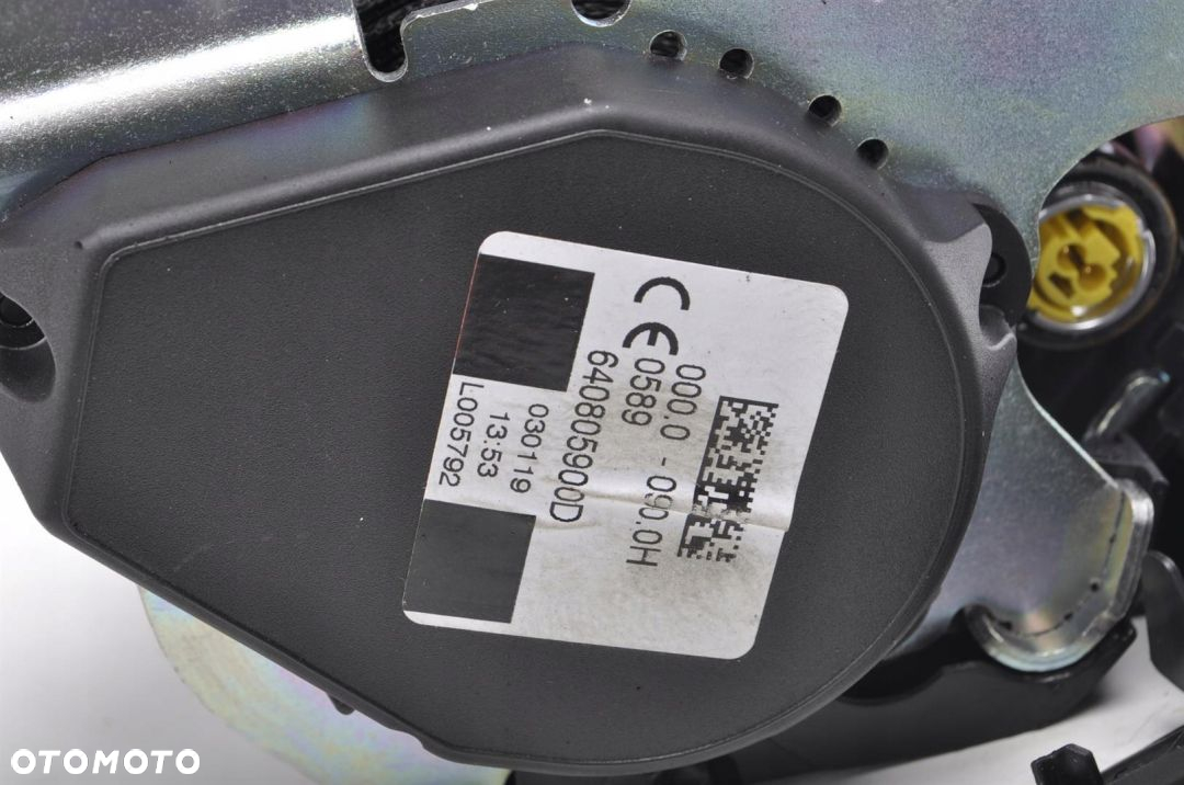 VOLVO S60 III PAS BEZPIECZEŃSTWA ŚRODKOWY TYŁ 19R - 2