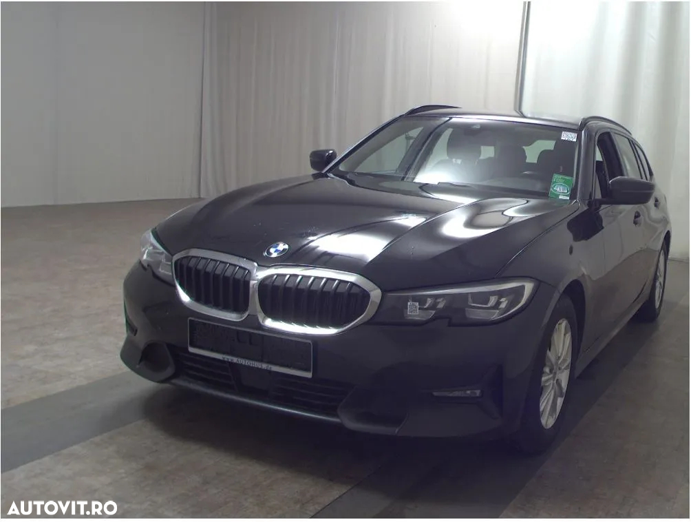 BMW Seria 3 320d Aut. Sport Line - 2