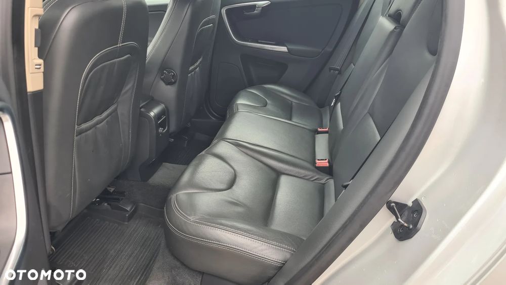 Volvo XC 60 - 11