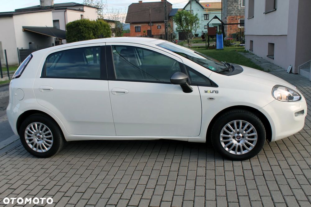 Fiat Punto 1.2 Young - 7