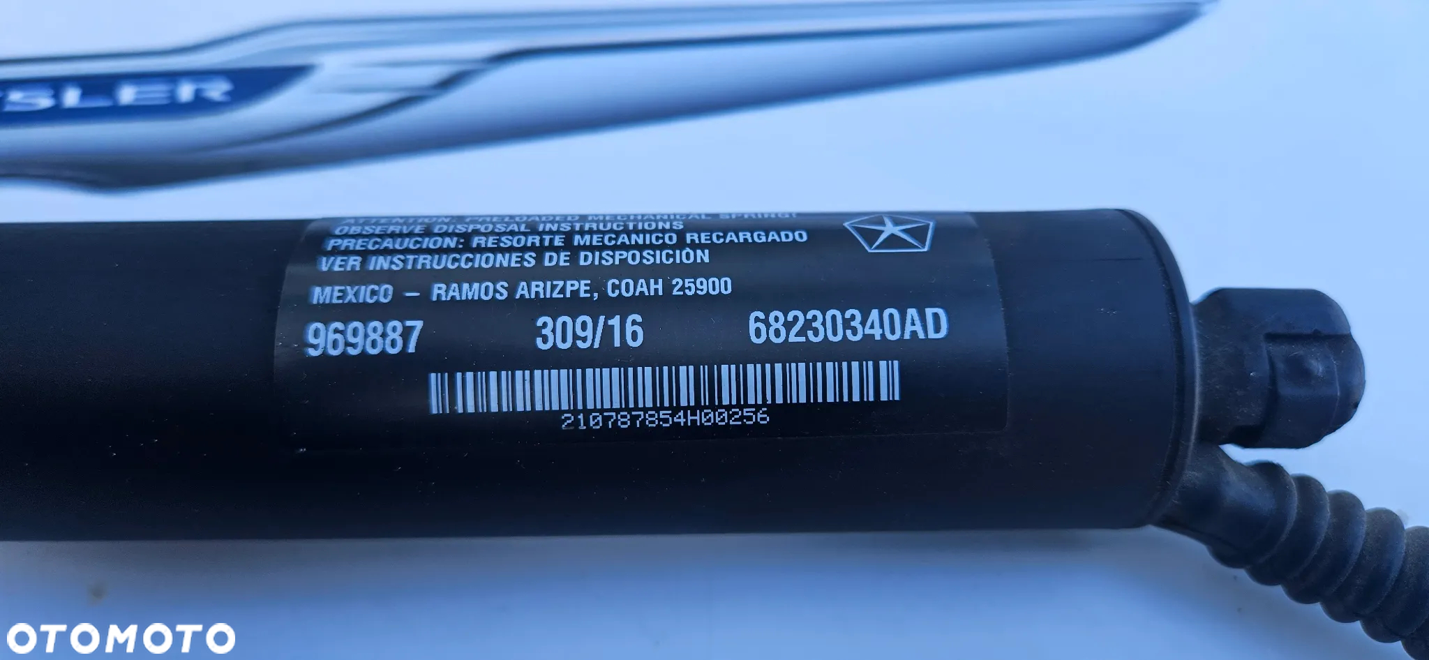 Chrysler Pacifica 2016- Siłownik elektryczny klapy bagażnika Teleskop klapy prawy lewy 68230340AD 68230342AE - 5