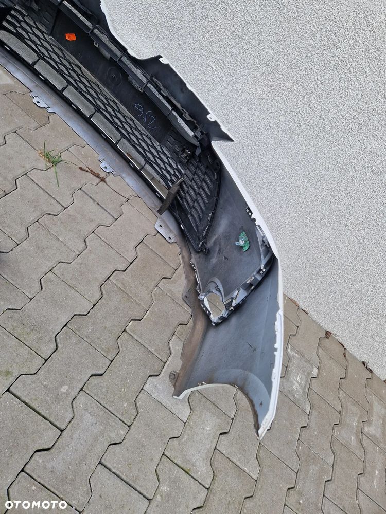 Zderzak Toyota Corolla XII E210 E21 sedan - 15