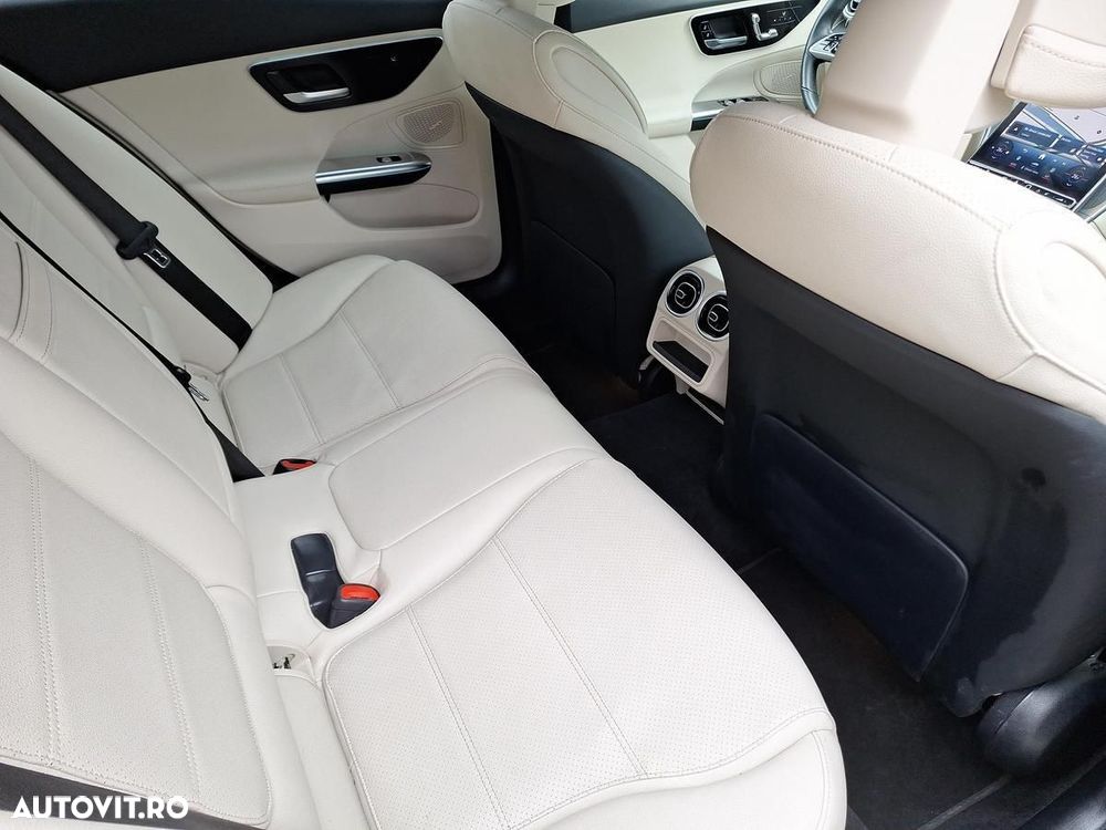 Mercedes-Benz C 200 MHEV 4MATIC - 13