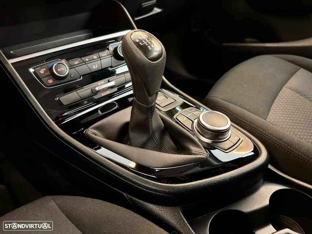 BMW 216 Active Tourer d - 19