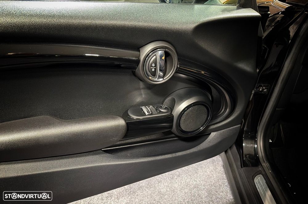 MINI 3 Portas One Auto - 16