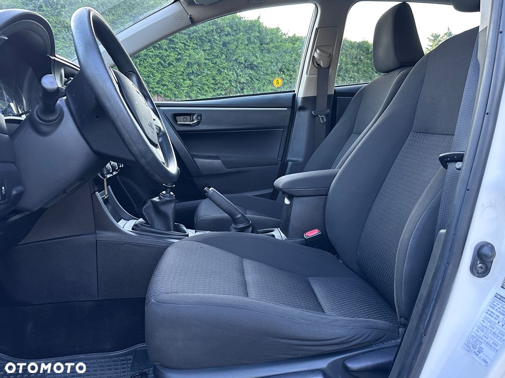 Toyota Corolla 1.4 D-4D Life - 22