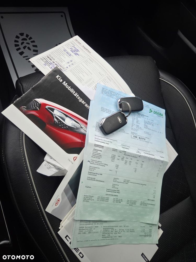 Kia Ceed 1.6 CRDi DCT Platinum Edition - 38