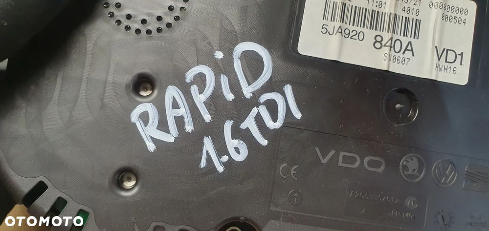 Licznik zegary oryginał Skoda Rapid 1.6 TDI 5JA920840A - 7