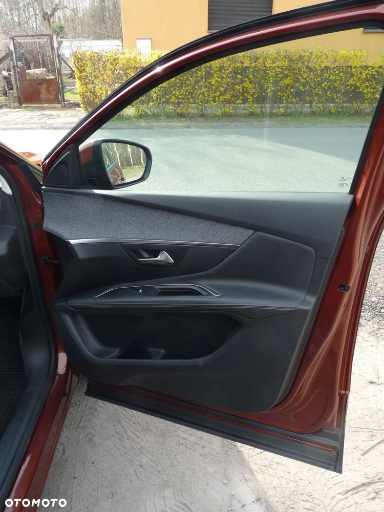 Peugeot 3008 1.6 THP Allure S&S EAT6 - 7