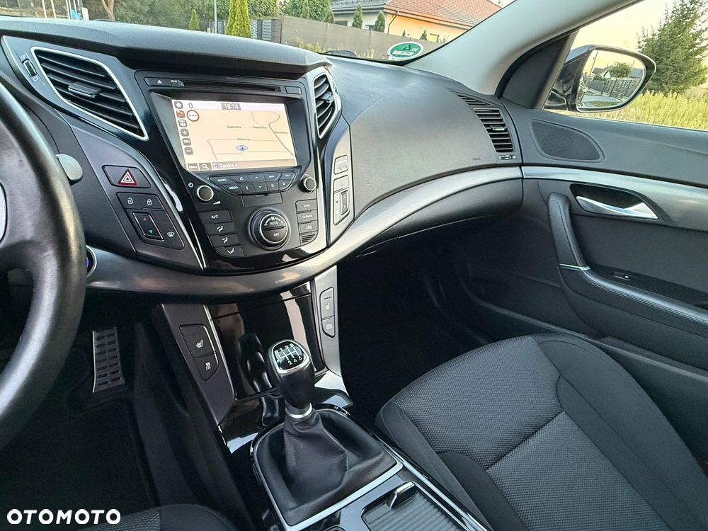 Hyundai i40 Kombi 1.7 CRDi Premium - 22
