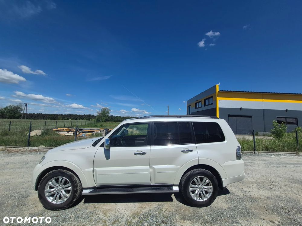Mitsubishi Pajero 3.2 DI-D Automatik Final Edition - 8
