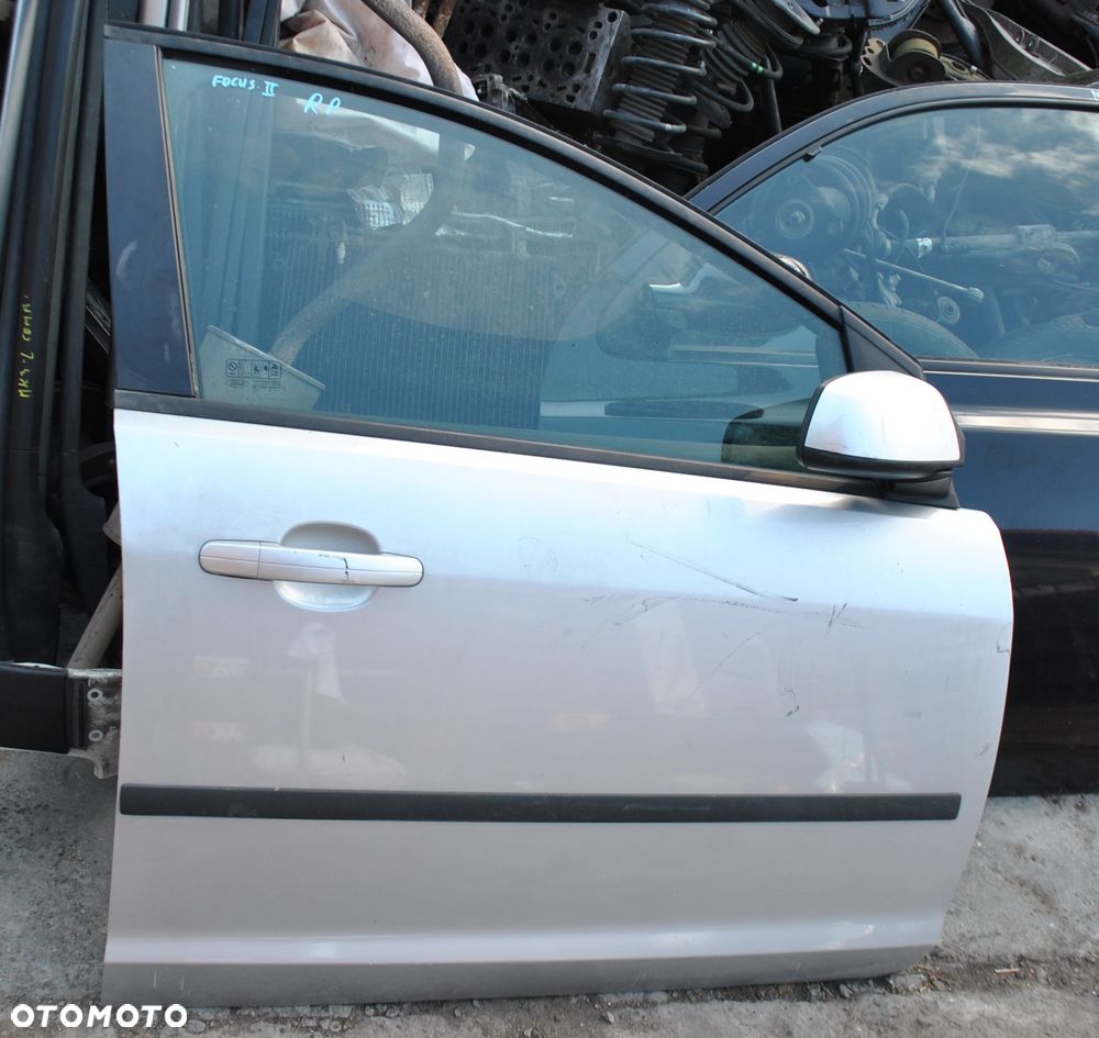 Drzwi prawy przód Focus MK2 - 1
