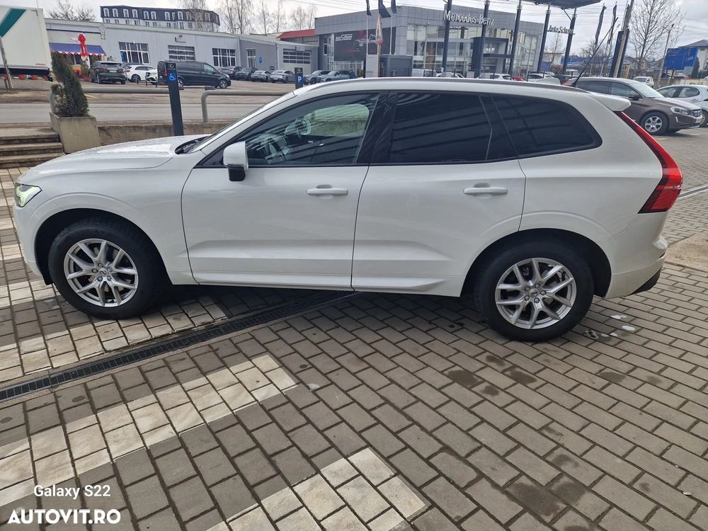 Volvo XC 60 D4 Momentum - 4