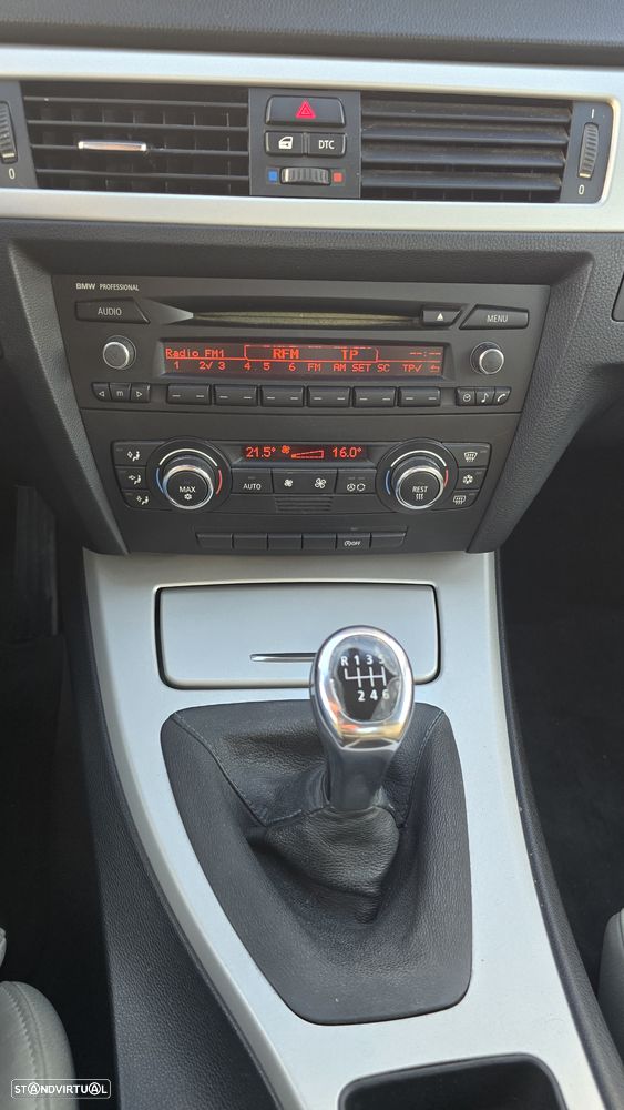 BMW 320 d Coupe - 10