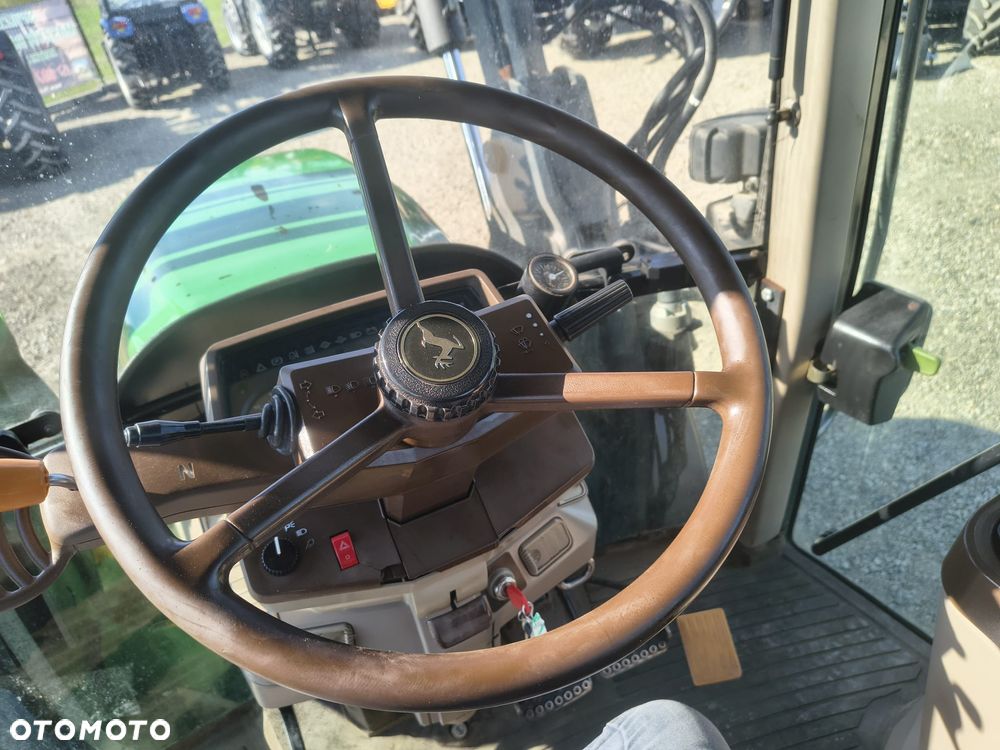 John Deere 6320 - 11