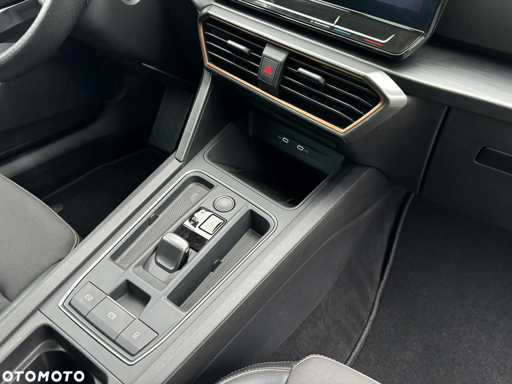 Cupra Formentor 1.5 e-Hybrid DSG VZ - 20