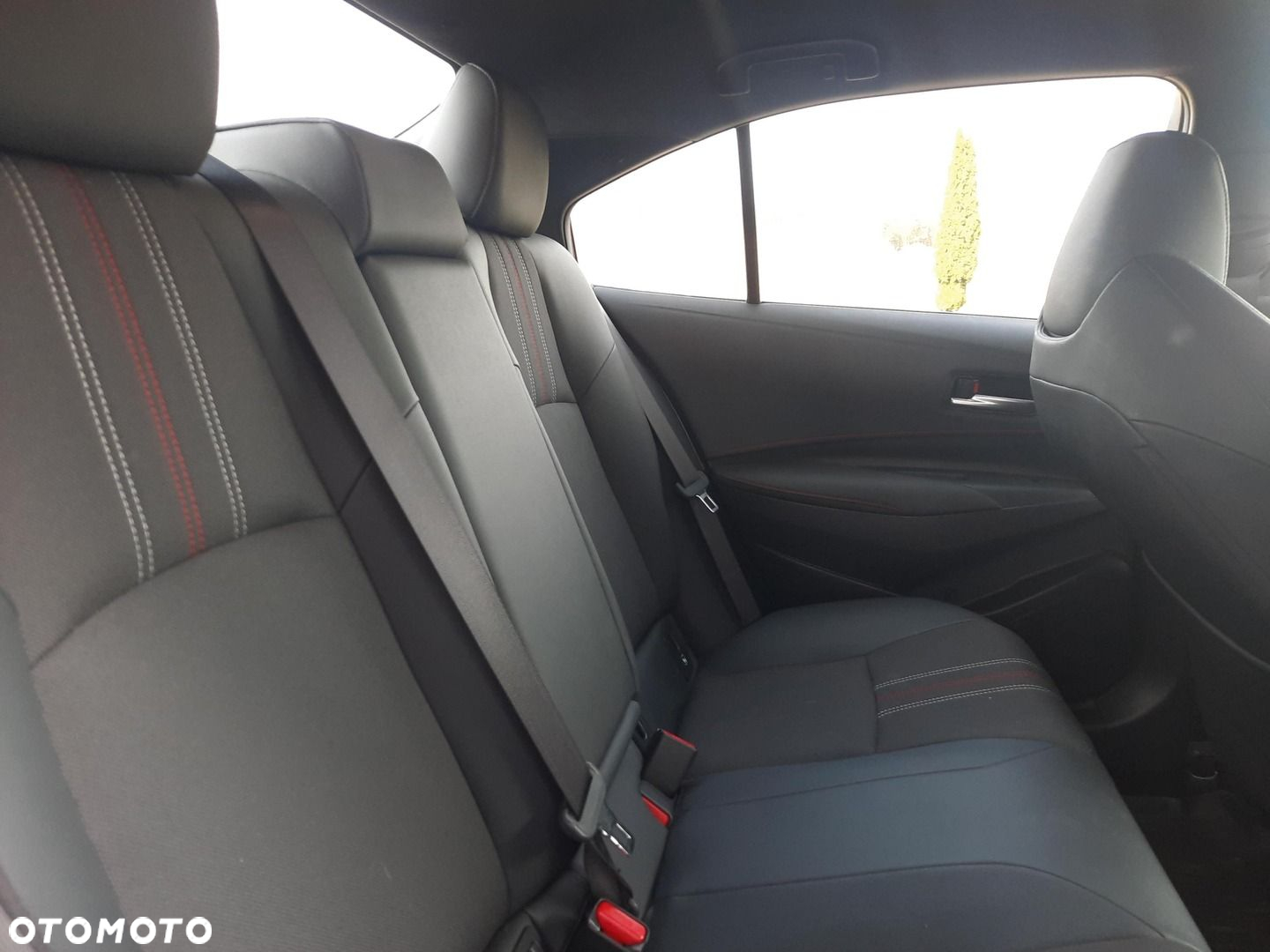 Toyota Corolla - 8