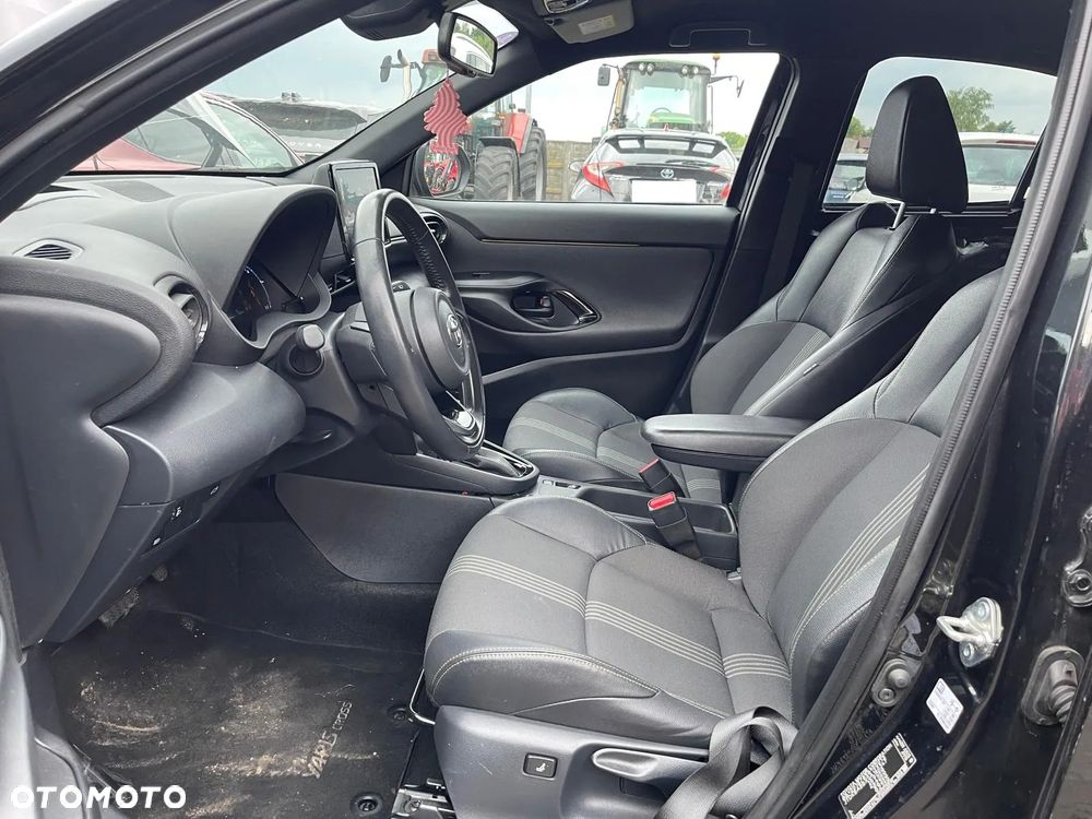 Toyota Yaris Cross 1.5 VVT-i AWD-i Premiere Edition - 25