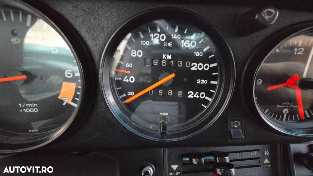 Porsche 911 - 21