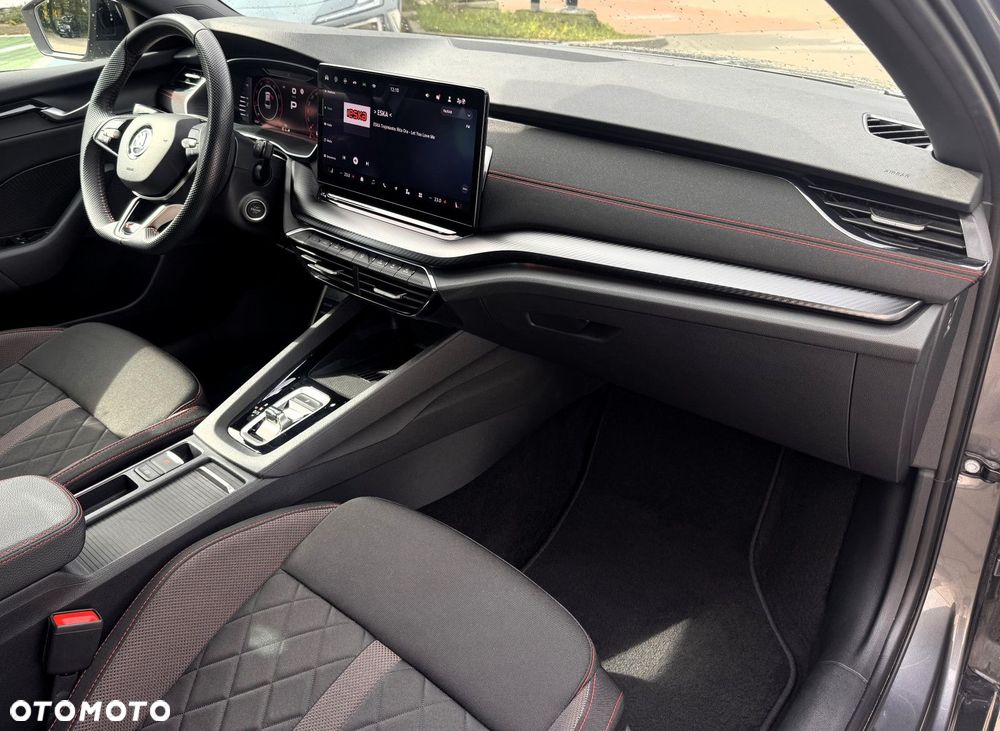 Skoda Octavia 2.0 TSI RS DSG - 10
